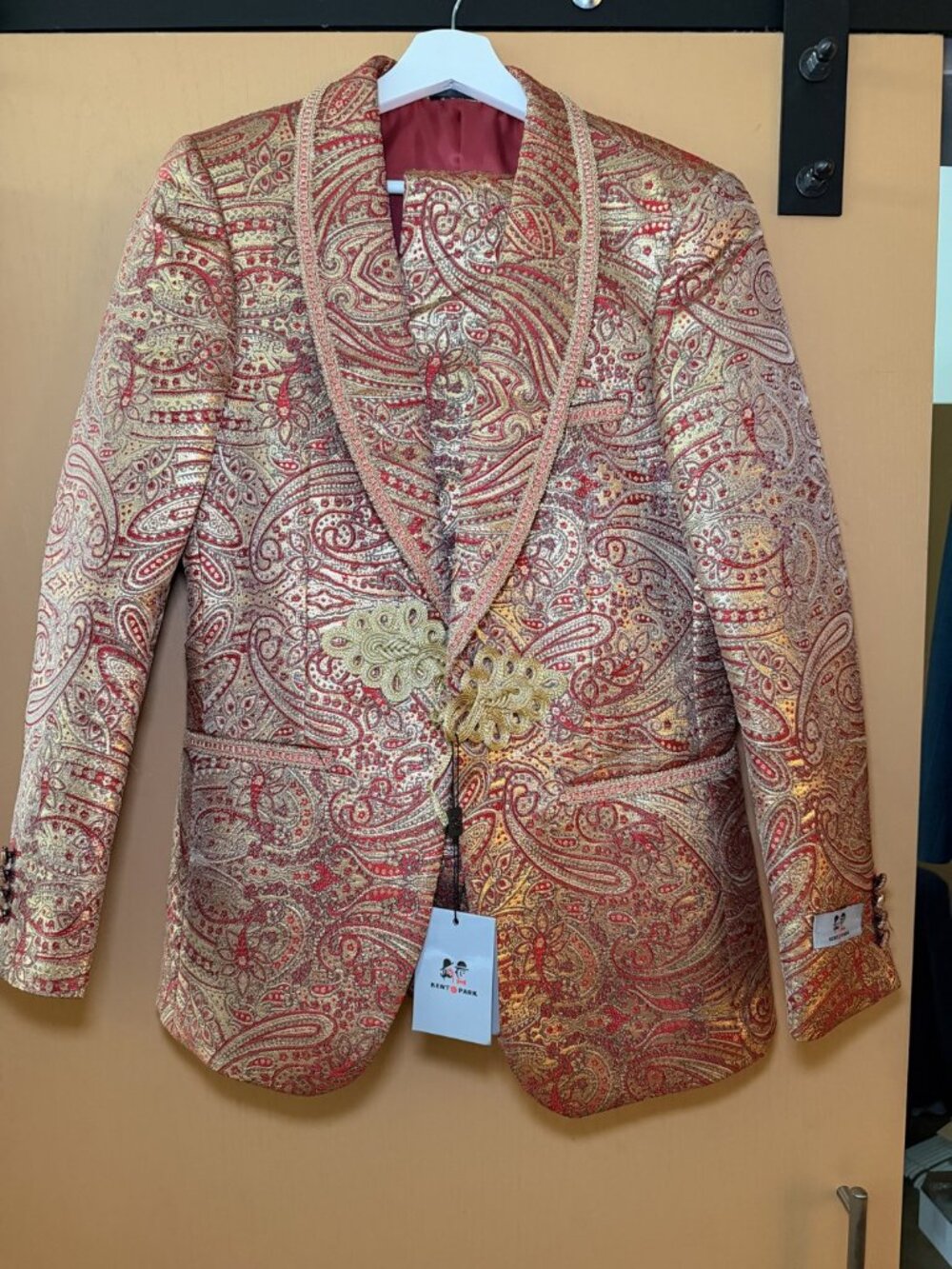 NWT Kent & Park Red Gold Paisley Brocade Tuxedo Suit 38 Shawl Collar Prom